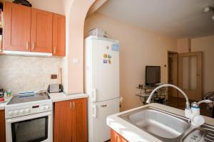 Tonis Apartment