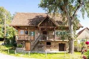 Das Holzpoidl - 施泰因茨