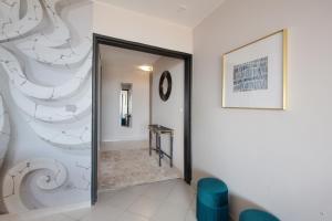 Panoramic view, 2 bedroom, Monaco,Riviera, Parking