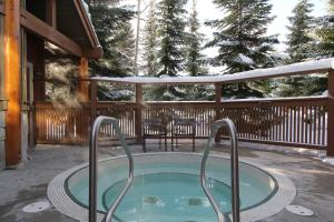 Symphony Condos by Whistler Retreats