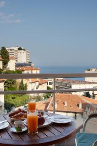 Appartements Monaco, sea view, bright studio : photos des chambres