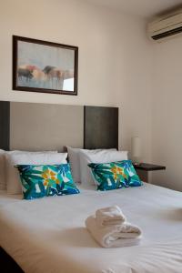 Monaco, sea view, bright studio