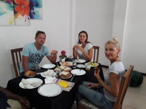 White Wall Hotel