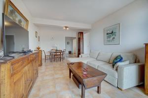 Upstays Sea View Terrace 60m2 Apartment