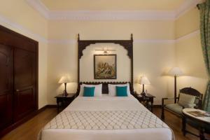 5, Residency Road, Jodhpur, Rajasthan 342001, India.