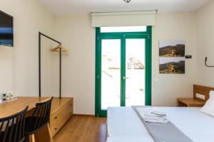 Ink Hotels Phos
