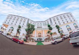 Duc Huy Grand Hotel