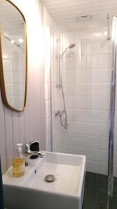 Appartements -La Batisse -Parking prive -Coeur historique - La Clef de Honfleur : photos des chambres