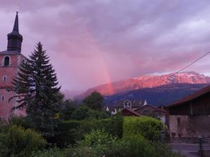 B&B / Chambres d'hotes AU COEUR DES ALPES : photos des chambres