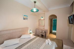 Hotel Andreas Santorini Greece