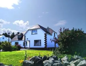Madra Rua Organic Accommodation - Straid