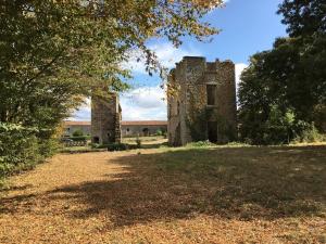 Maisons d'hotes Un Beau Regard sur la nature ! : photos des chambres