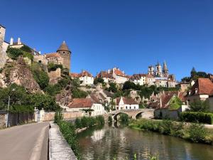 Maisons de vacances Batisse du pont Pinard et son granit rose : photos des chambres