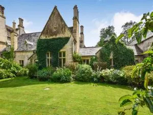 Bellhouse - Frocester