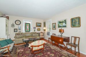 Historic home in downtown, Built in 1911