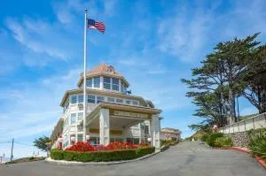 Pacifica Beach Hotel - Montara