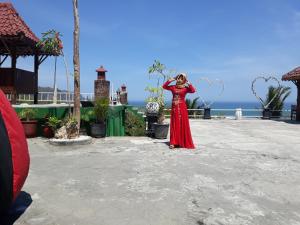 Losmen Kinasih Puncak & Gazebo Pandang