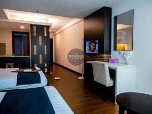 Berkat Studio (Kota Bharu City Point)