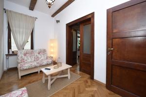 Buzoianu Residence by Holztreppe