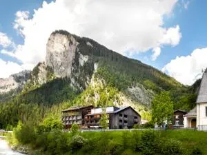 奥乌克罗恩酒店 - 希洛谢克