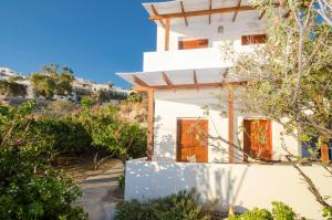 Palaios Rooms Milos Greece