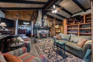 The Davies Family Inn