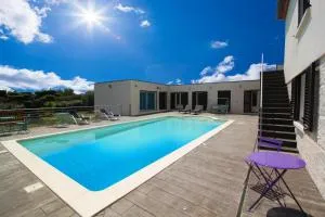 HISTOIRE D'Ô - Les Piscines - Chambres d'hôtes - Bezouce