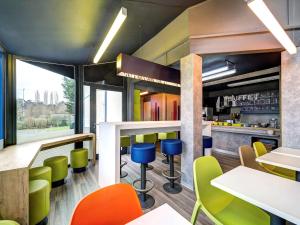 Hotels ibis Budget Caen Memorial : photos des chambres