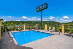 Quality Inn & Suites Canton, GA