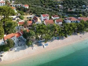 Steinhaus Dalmatien - Ravanje