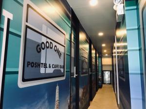 Good One Poshtel & Cafe Bar