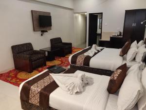 Chandra Inn