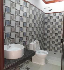 Divine Castle Travelers Inn