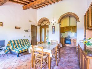 Apartment Montereggi-6 by Interhome