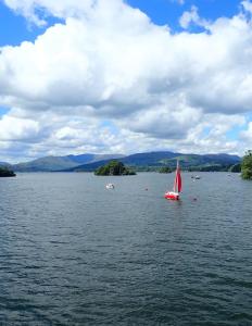 Hazeldene Guest House - with Free Offsite Health Club