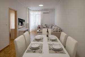 Edem BeachFront SeaView Dream Home In Beautiful Athens Riviera in Palaio Faliro