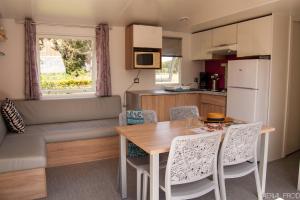 Campings Camping la Haie Penee **** : photos des chambres