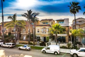 Four-Bedroom Holiday Home room in 249 - 3 Story Dream Home