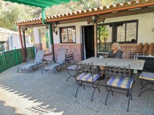 Two-Bedroom Apartment room in Finca Tomás y Puri