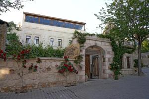 Safran Cave Hotel