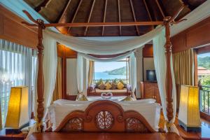 Diamond Cliff Resort & Spa, Patong Beach