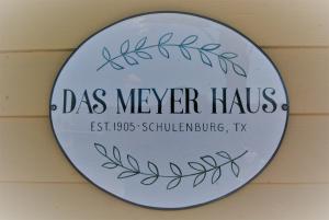 Das Meyer Haus - Luxe Victorian