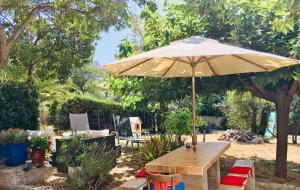 Appartements Large private garden, 2 bedroom apartment, countryside, quiet, parking, air conditioning, wifi : photos des chambres