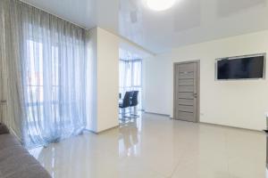 Lux near Most City, river view, center new tower