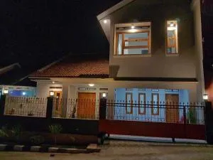 Guesthouse - Lubna Homestay - Gandasoli