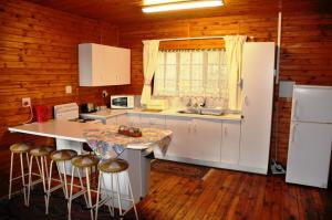 Impala Niezel Lodge & Guest House