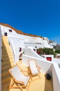 Oikia Cave House