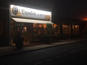 Hotels L'Espadon : photos des chambres