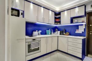 Central Old Town Apartment with a Private Patio