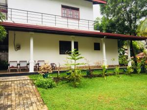 Dreams Villa